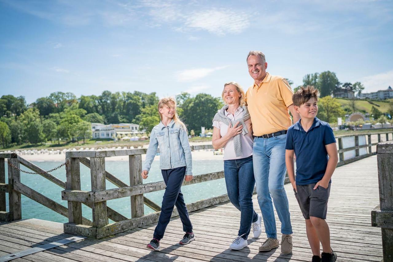 Rügener Ferienhäuser am Hochufer Goehren  Exterior foto